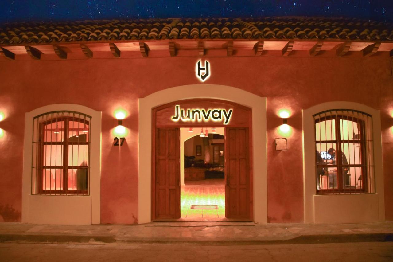 Junvay Hotel 4*